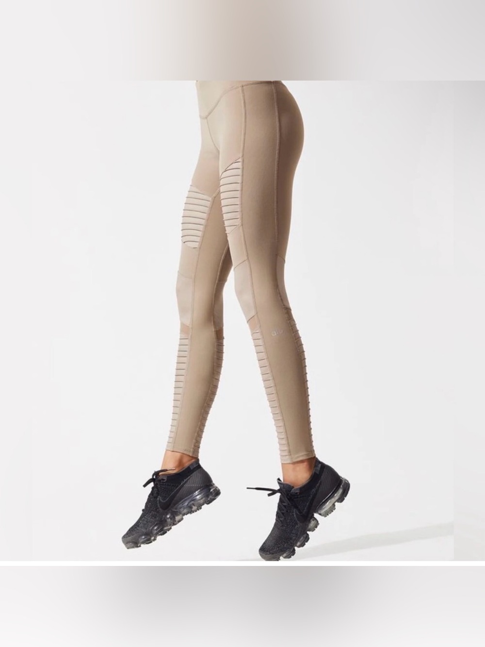 ALO Yoga Ribbed Panel High-Rise Leggings in Taupe Beige 🤎